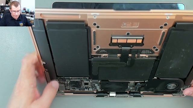 [90] Apple MacBook Air (13-inch, early 2020) - Replace cracked display panel смотреть онлайн