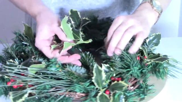 Новогодний венок своими руками | Christmas wreath tutorial смотреть онлайн