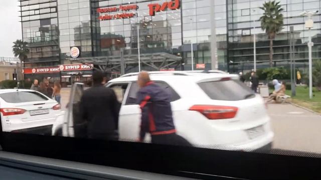 Железнодорожный вокзал Адлер новый и старый смотреть онлайн