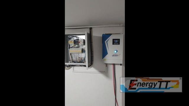 Установка и подключение пауэрбанка с инвертором на 6 кВт, 48в и Li-ion аккумулятором емкостью 117Ач смотреть онлайн