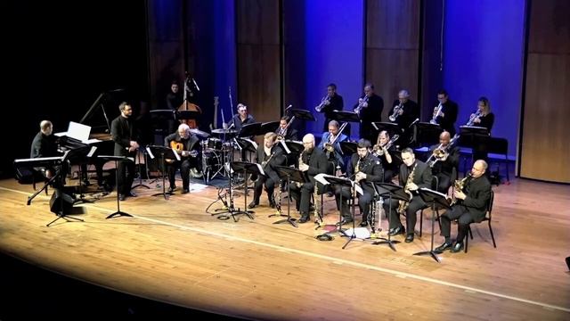 Whitney Center Jazz Orchestra - BLUE MOON (Vocal-Richard Rodgers & Lorenz Hart/arr. Eric Richards) смотреть онлайн