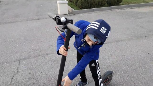 Электросамокат Xiaomi M365