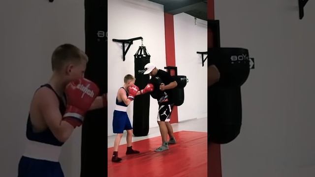 Тренер по боксу Новосибирск Студия бокса @maks_coach_boxing Оборудование BOYKO-SPORT смотреть онлайн