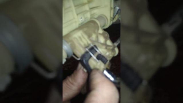 как снимать подголовники на Мерседесе W208