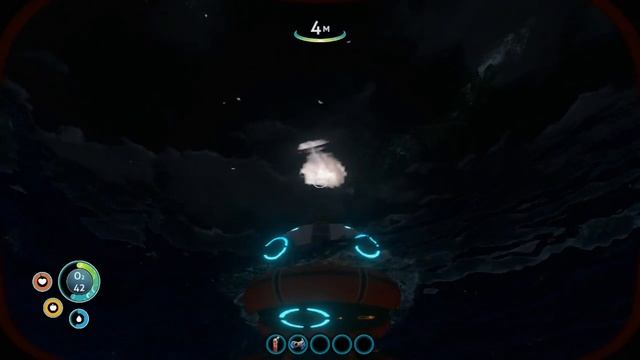 КТО ОБИТАЕТ НА ДНЕ ОКЕАНА!? Subnautica #1 смотреть онлайн