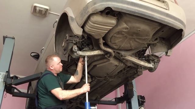 ЗАМЕНА САЙЛЕНТБЛОКОВ ЗАДНИХ ПОПЕРЕЧНЫХ РЫЧАГОВ - ОПЕЛЬ ВЕКТРА С (#MadMax) смотреть онлайн