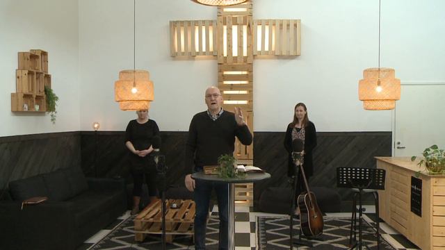 Rukousaamu // Ristin juurella // Maanantai 20.4.2020 смотреть онлайн