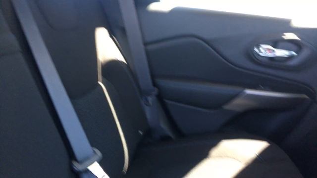 2019 Jeep Cherokee LATITUDE | Nemer Jeep of Queensbury | 19007 смотреть онлайн