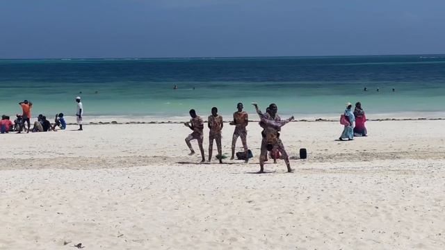 ?Старт новогодней поездки на Занзибар (Zanzibar) , перелёт , отель на пляже Kiwengwa, кадры с Дрона смотреть онлайн