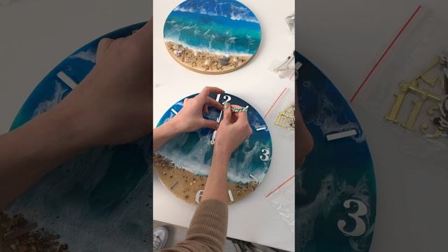 Как установить стрелки на часовой механизм. Часы из эпоксидной смолы. смотреть онлайн