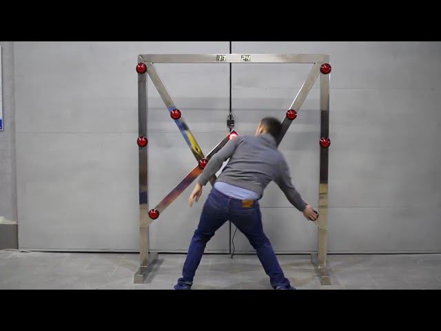 Аттракцион - Кнопочный бой в аренду смотреть онлайн