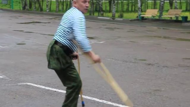 28.05.2017 Герой-пограничник Рашит Зиятдинов выполняет ката 