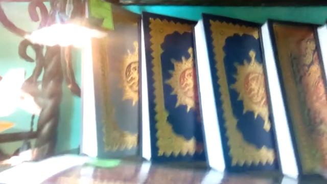 Кораны в мусульманском магазине "Умма" смотреть онлайн