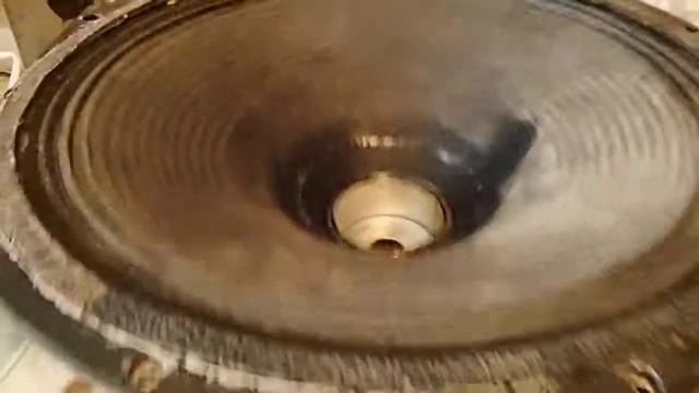 Проверка центровки 18" динамика. смотреть онлайн