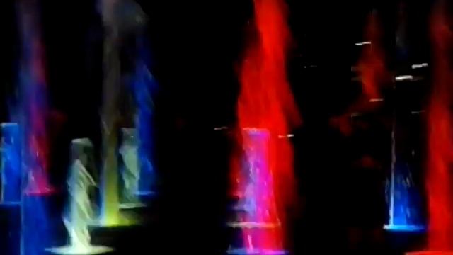 Strip-dance на Курском танцующем фонтане смотреть онлайн