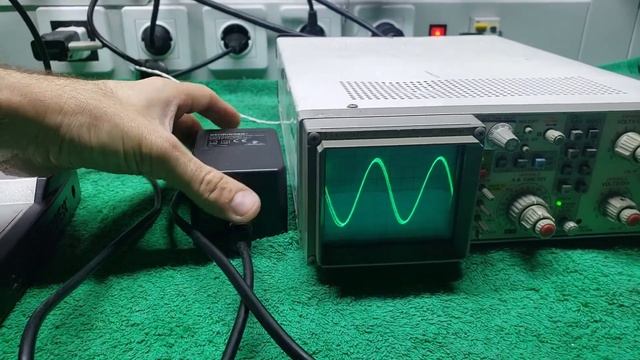 BEHRINGER UB502 - нет индикации. смотреть онлайн