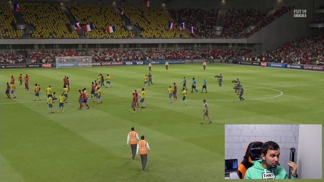 БРАТЬ TOTY DE BRUYNE или НЕТ в HAPPY-GO-LUCKY - FIFA 19 смотреть онлайн