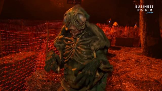 Inside The $1 Million LA Haunted Hayride смотреть онлайн