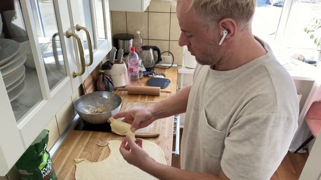 Приснилась какая-то жесть … что делать? Чебуреки на сметане смотреть онлайн