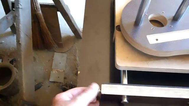 Самодельный фрезерный станок чпу из фанеры. Конструкция. Часть 1 смотреть онлайн