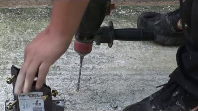 How to Install a Fence Post onto Concrete смотреть онлайн