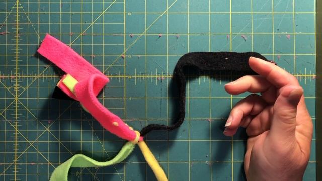 Fleece Square Knot Dog Pull Toy смотреть онлайн