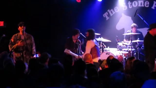 JESSE MALIN / MIKE MONTALI / DANNY CLINCH - STONE PONY - JOE STUMMER JAM 08 19 2017 смотреть онлайн