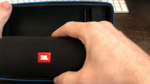 Краткий обзор бокса для портативной колонки JBL FLIP4 смотреть онлайн
