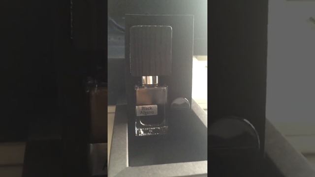 Unpacking Nasomatto Black Afgano смотреть онлайн