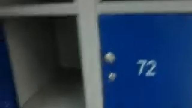 Собака гавкает в камере хранения смотреть онлайн