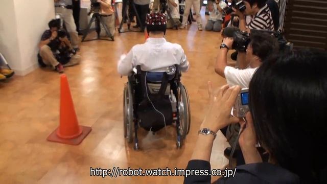Toyota mind controlled wheelchair смотреть онлайн