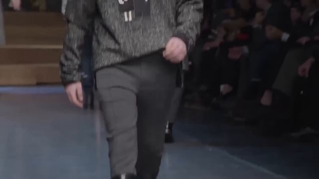 Dolce & Gabbana | Fall Winter 2015/2016 Full Fashion Show | Menswear | Exclusive смотреть онлайн