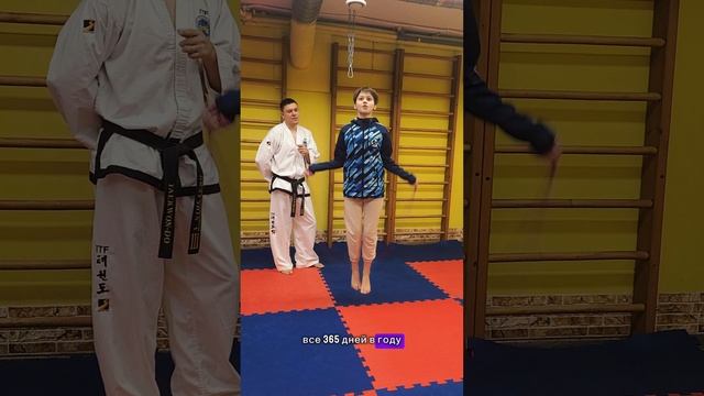 Когда ты дочь тренера.А вы уже вышли на занятия после н.г.?  #санктпетербург #sabom_nim  #сабомним