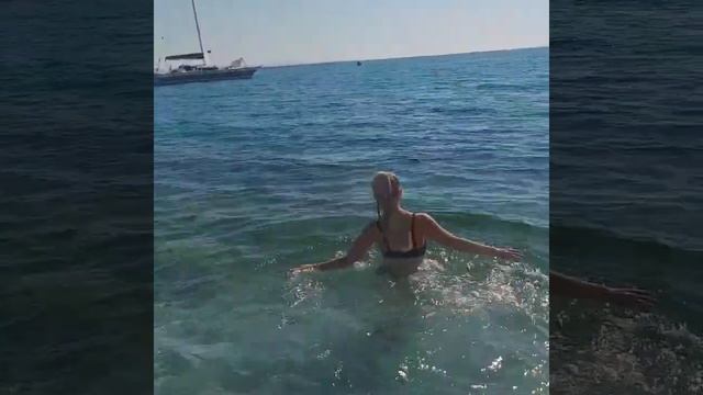 Химара, Албания, погружение в сатиновое Ионическое море ☺️ смотреть онлайн