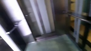 Прозрачный стеклянный лифт OTIS В ТЦ Лондон-Молл.