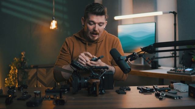Should YOU Build A Cinema Rig? (ft - Sony FX30 Cine Rig) смотреть онлайн