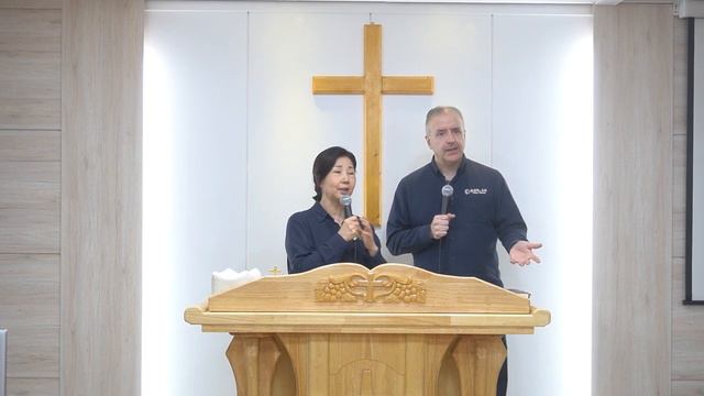 ОН ПОВЕЛЕЛ НАМ ПРОПОВЕДЫВАТЬ ЛЮДЯМ И СВИДЕТЕЛЬСТВОВАТЬ смотреть онлайн