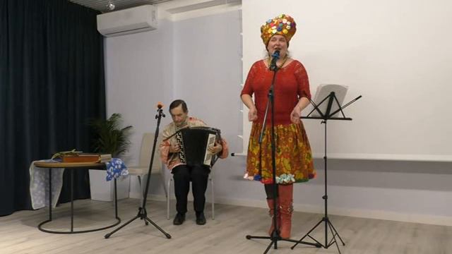 Русская народная песня - ТОПИТСЯ, ТОПИТСЯ В ОГОРОДЕ БАНЯ -Дуэт смотреть онлайн