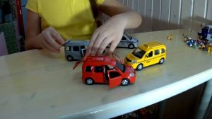 Игрушечная детская машинка Renault Kangoo