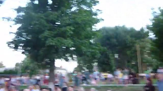 в парке славного города Новохопёрск 7-го августа 2022 г.творческий вечер Романа Пономарёва!танцует смотреть онлайн
