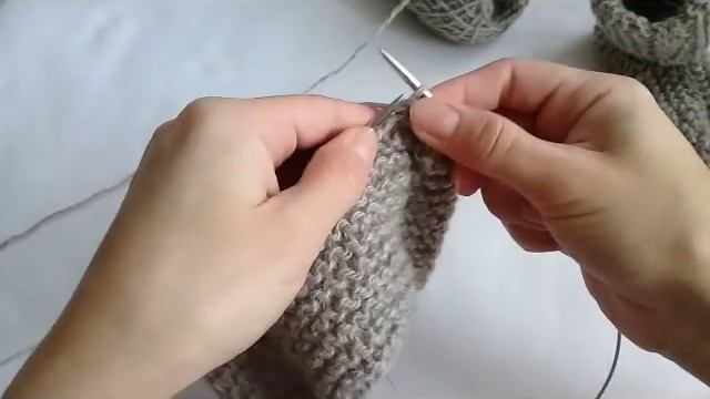 ДЕТСКИЕ НОСОЧКИ НА ДВУХ СПИЦАХ САМЫЕ ПРОСТЫЕ И УДОБНЫЕ смотреть онлайн