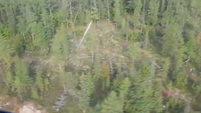 Плато Путорана, на вертолете низко вдоль реки смотреть онлайн