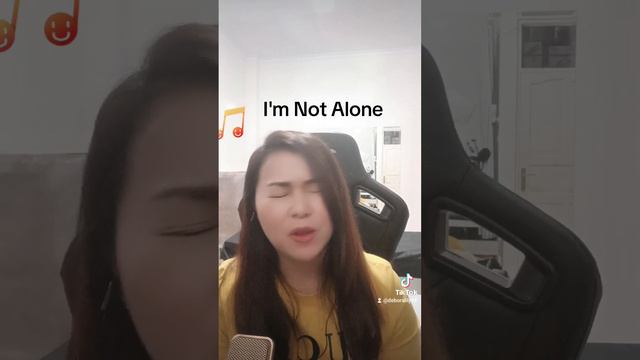 i'm Not Alone/ Debora Li cover смотреть онлайн
