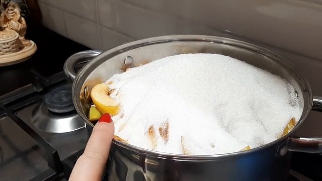 ВАРЕНЬЕ ИЗ АЙВЫ С ОРЕХАМИ/// смотреть онлайн