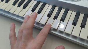 Как научиться ИГРАТЬ на ПИАНИНО Калинка-Малинка