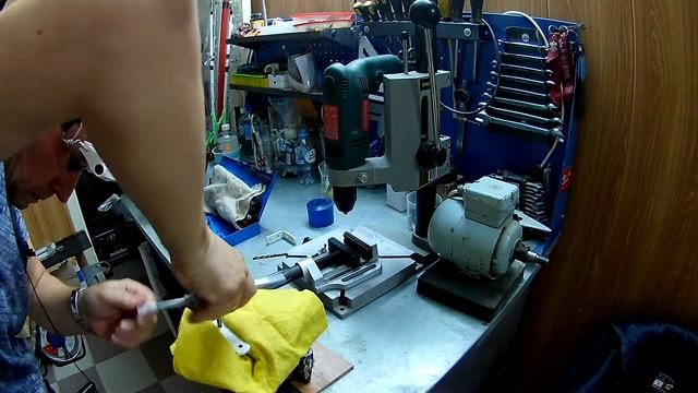 Штатив.Кронштейн для крепления оптики на штатив часть 1 смотреть онлайн