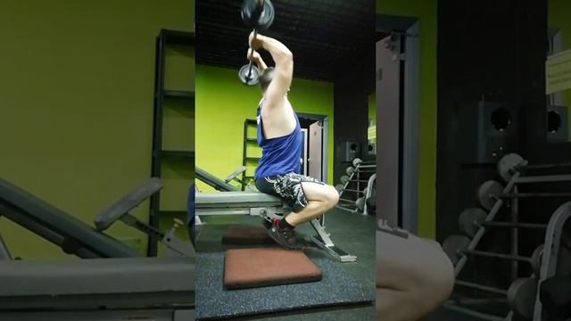 Как быстро подтянуть трицепс? начни делать этот комплекс и результат не заставит себя ждать!