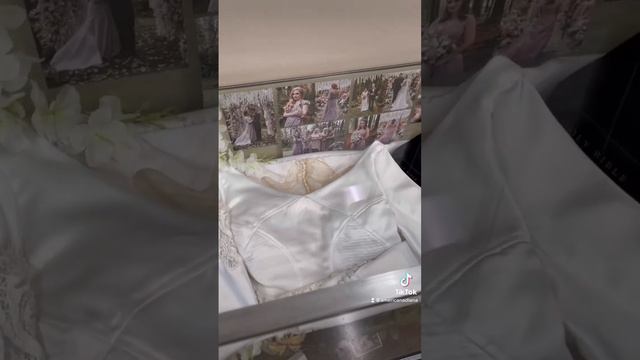 СУМЕРКИ ОБЗОР реквизит со съемок фильма, мотоцикл Джейкоба, платье Беллы и робот Ренесми | Форкс СШ