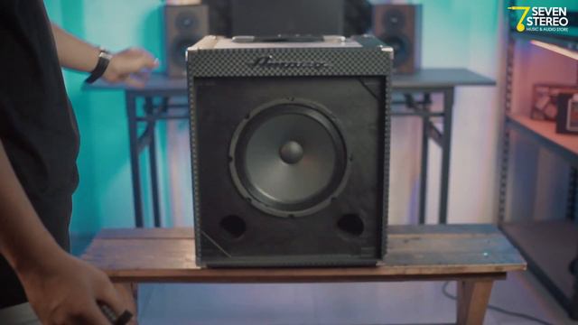 KUPAS TUNTAS AMPEG ROCKET BASS AMPLIFIER | REVIEW AMPEG BA110 & RB110 INDONESIA смотреть онлайн