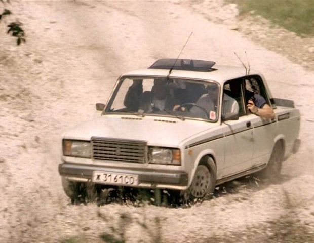 Волкодав (1991) - Car Chase Scene